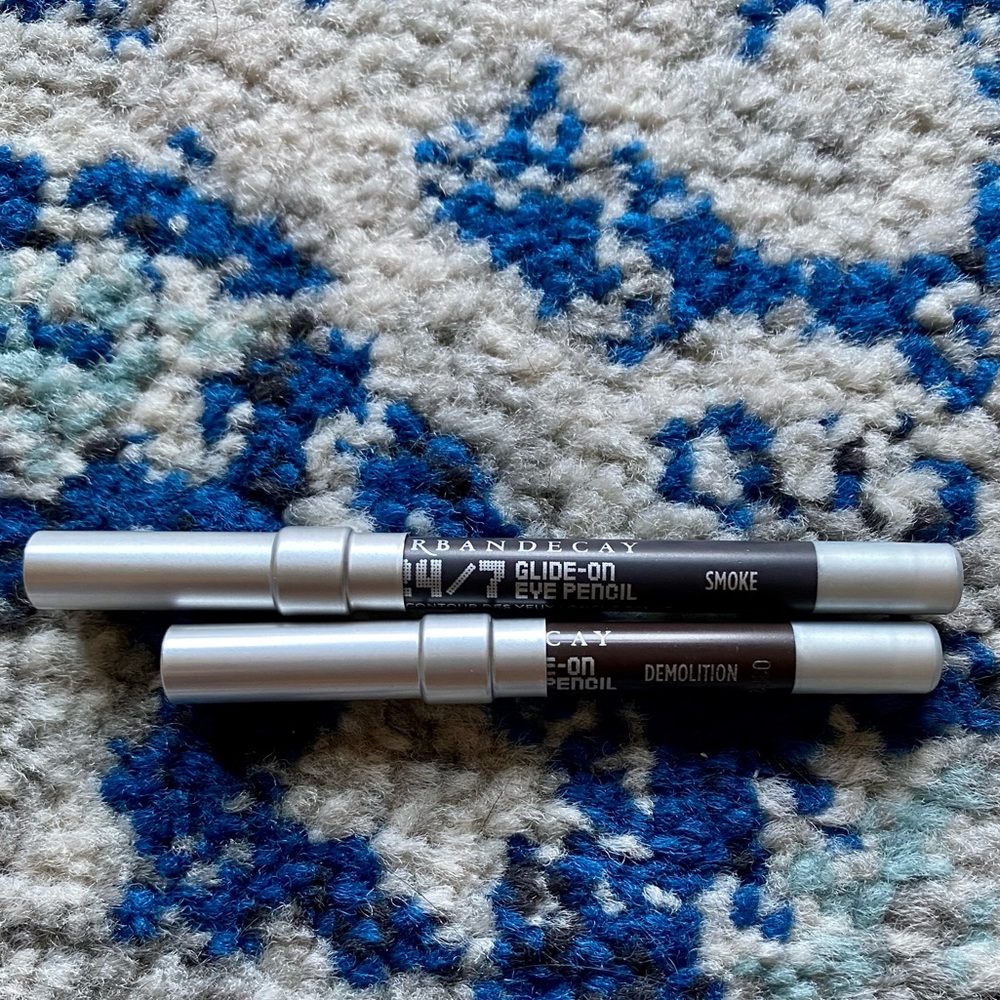 Urban Decay Eyeliner in Smoke and Decay